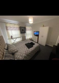 Waltham Abbey House | Rhaspody star