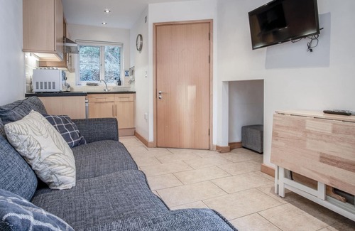 Parkmill Cottage | Rhossili Holiday Cottage - 2 Bedroom - Parkmill