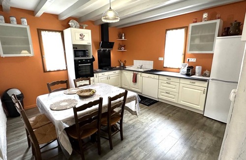 Sabres House | RIBAN - SABRES - Gîte