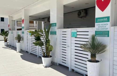 Chiesiola House | RICCIARDELLI HOLIDAY HOMES in paese di fronte al Mare