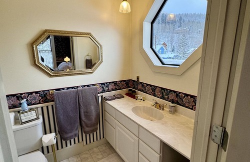 Rico Bed & Breakfast | Rico Mine Shaft Inn