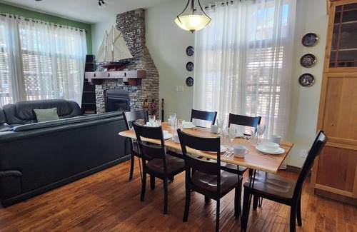 East Kootenay Villa | Ridge View Resort Premium Villa