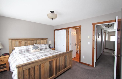 Silver Star Mountain House | Ridge View