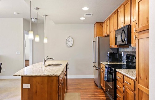 Rigden Farm Condo | Rigden Farm Loft with garage, elevator, secure building, close to CSU & Old Town
