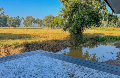 Mae Kon House | Rim Nam 338, 1BR near Singh Park White Temple