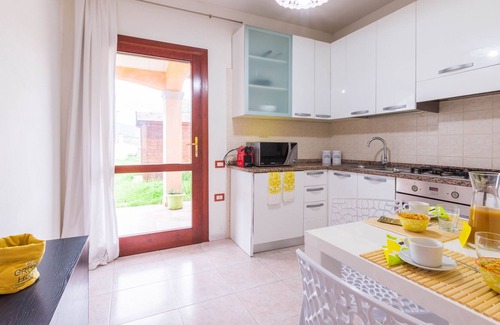 Maddalenedda Villa | Rio villa with garden