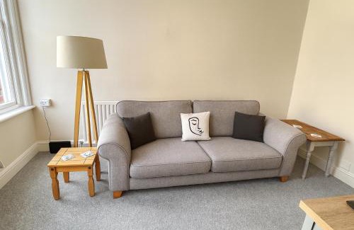 Horley Apartment | Rioland Apartment near Gatwick