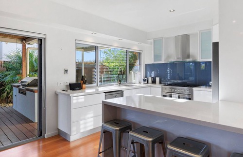 Torquay House | Rippleside Spa Premium 12