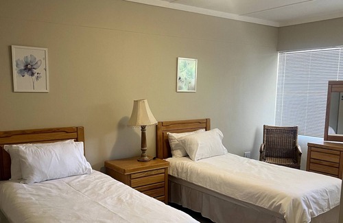 Three Rivers Apartment | Ripplewood - Entire condo in Vereeniging