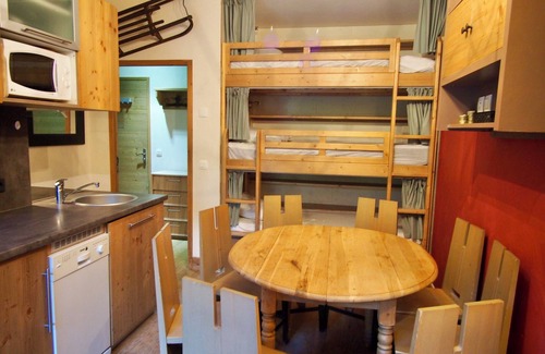Risoul Apartment | Risoul - Apart 202 - Pool/Sauna - WIFI - Fully equipped - Foot of slopes
