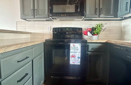 Mammoth Lakes House | Ritz on the Ridge. A Gem of a Stay & Guest Favorite!