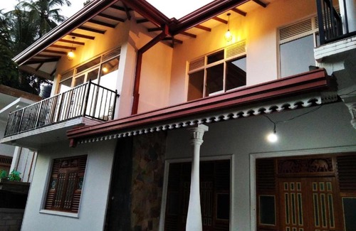 Sirimalwatta House | River boundary Residency