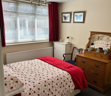 Horning Apartment | River breeze