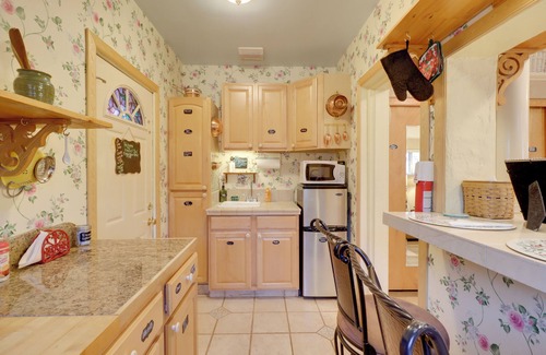 Downtown Reno Apartment | 'river Cottage' Near Dtwn Reno! 26 Mi to Mt Rose