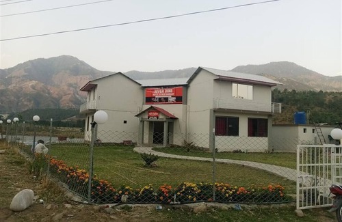 Khyber Pakhtunkhwa Bed & Breakfast | River Dine Hotel