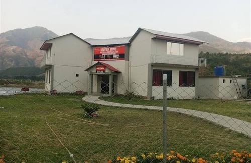 Khyber Pakhtunkhwa Bed & Breakfast | River Dine Hotel
