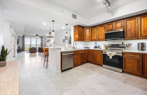 Merritt Island Resort | River Fly-in