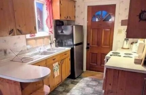 South Glengarry Cottage | River front escape.