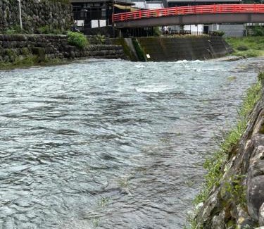 Hachiman-cho Apartment | River front Guest House 風