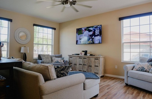 Homosassa House | River Home w/boat ramp, dock, trailer parking, EV Charger, Kayak & golf cart.