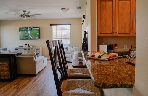 Homosassa House | River Home w/boat ramp, dock, trailer parking, EV Charger, Kayak & golf cart.