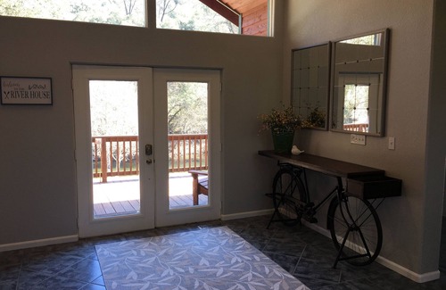 El Dorado House | River House-Retreat!