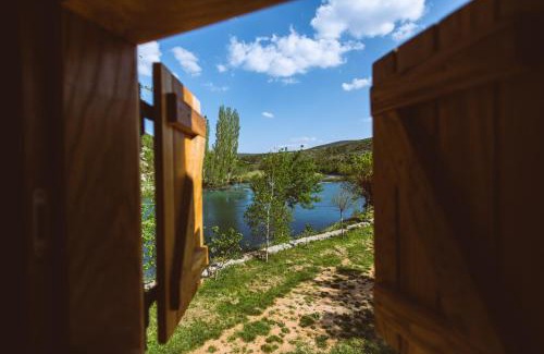Obrovac Cabin | River huts Zrmanja