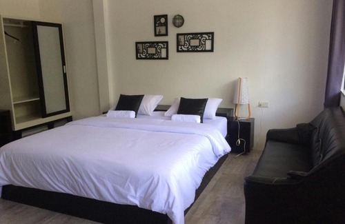 Makham Tia Resort | River Nature Hotel