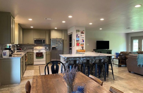 Mason House | River Ranch Getaway for Large Groups! Mason, TX