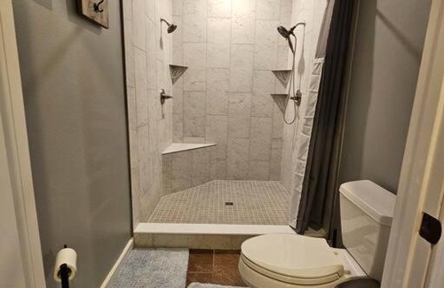 Hartford House | River Retreat in Geneva, Alabama