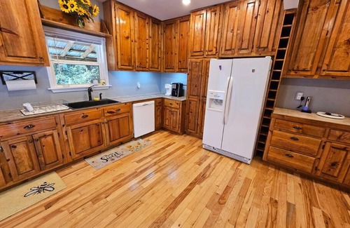 Hartford House | River Retreat in Geneva, Alabama