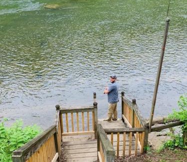 Cullowhee Ski Chalet | River's Edge