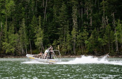 Blue River House | River Safari Eagles Nest