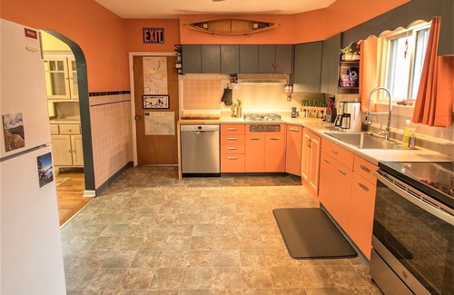 Franklin House | River Valley Retreat, paddlers & peddlers paradise on the Allegheny river