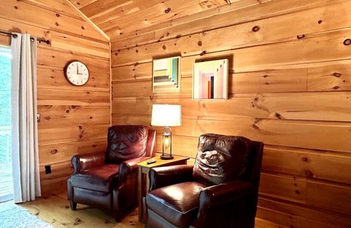 Meadows Of Dan Cabin | River Walk Cabins: Flower Cabin