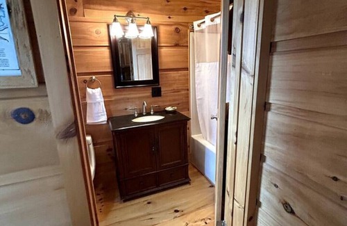 Meadows Of Dan Cabin | River Walk Cabins: Flower Cabin