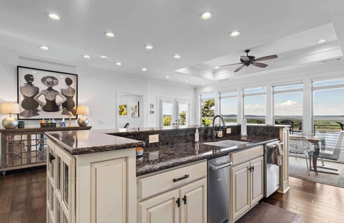 Rogers House | Rivercliff Ridgehouse @ Beaver Lake