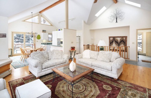 Bretton Woods House | Riverfront Home IN Bretton Woods Ski Area - Close to the Lifts, Views, LOCATION!