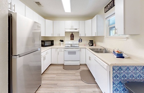 New Braunfels Ski Chalet | Riverfront Home Sleeps 12 with View & Firepit