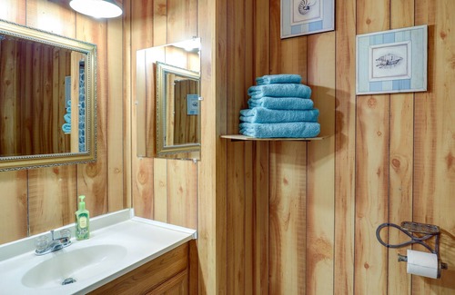 Burnsville Cottage | Riverfront North Carolina Abode w/ Deck & Fire Pit