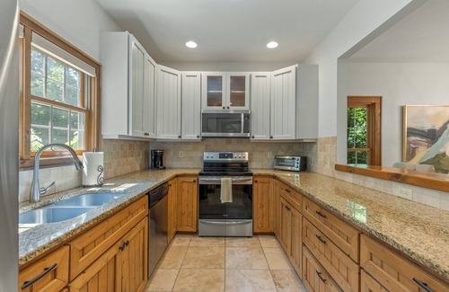 Cashiers House | Riverfront Townhome Near Sapphire Resort, Hikes, Dining & Shopping