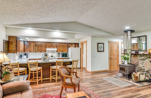 Woodland Cabin | Riverfront Woodland Cabin: Wooded & Forested Views