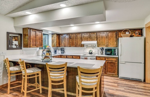 Woodland Cabin | Riverfront Woodland Cabin: Wooded & Forested Views