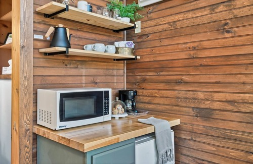 Robbinsville Hotel | Rivers Edge Treehouses