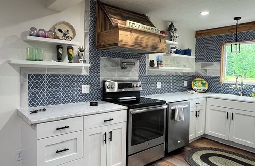 Austinburg Cottage | Rivers Nest -Breathtaking Fall