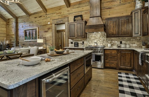 Ellijay Cabin | Riverscape | Ellijay, GA