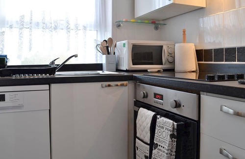 Downham Market Cottage | Riverside 2-Bed Cottage, Sleeps 3 with Parking
