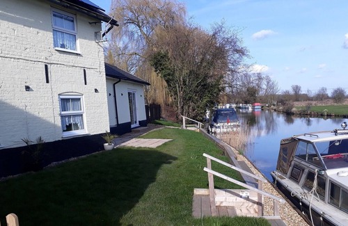 Downham Market Cottage | Riverside 2-Bed Cottage, Sleeps 3 with Parking