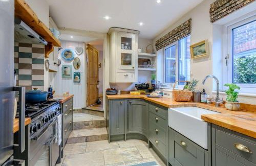 Rye House | Riverside Cottage - Rye