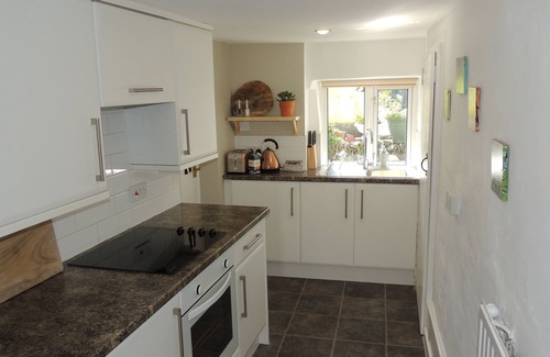 Braunton Cottage | Riverside Cottage With Garden And Woodburner